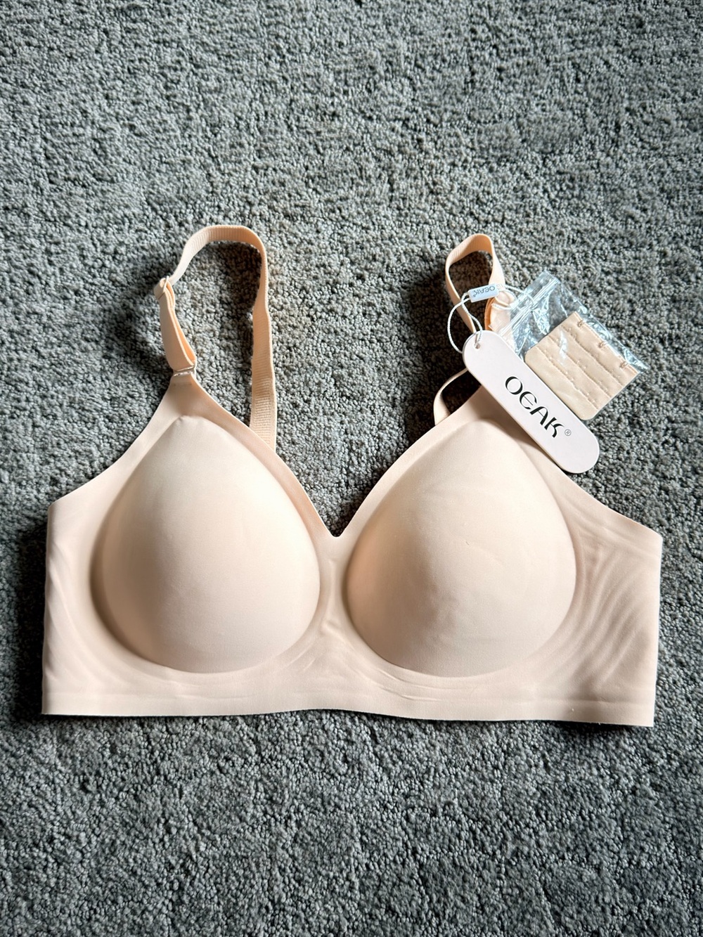 Seamless Nude T-Shirt Bra with Smooth Molded Cups - OEAKS